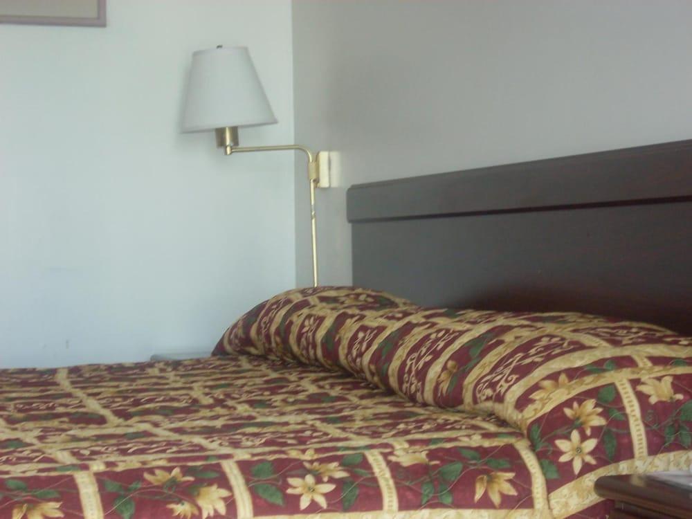 Economy Inn Monterey Seaside Buitenkant foto